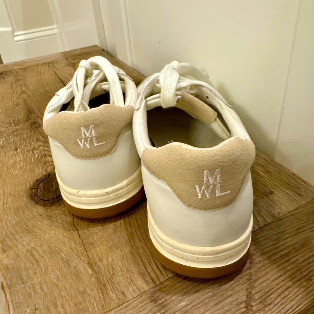 Madewell Tennis shoes size 9. Barely worn.